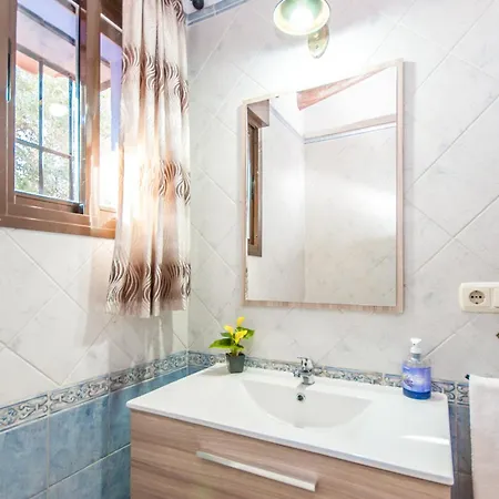 Holiday home Cubo's La Encina