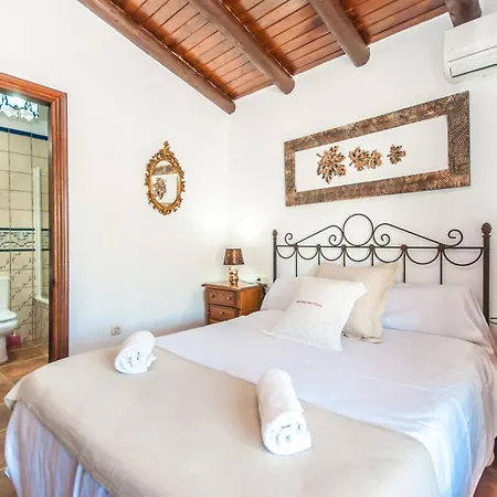 Cubo's La Encina