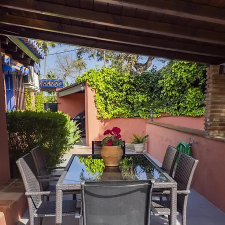 Holiday home Cubo's La Encina
